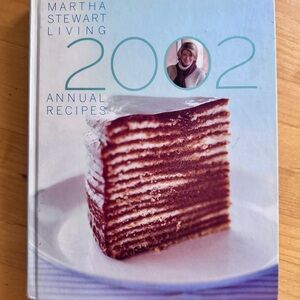 Martha Stewart Living 2002 Annual Recipes Hardcover Cookbook 500+ Recipes